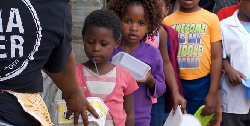 jaarverslag 2017 + mamas handen ineen