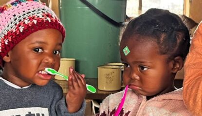 Hij vroeg hulp maar was zelf ziek