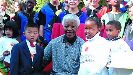 Mandela zette zich als president in om de levenstandaard te verbeteren 